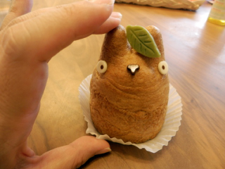 Illustration for article titled These Totoro Cream Puffs Are Cute Enough to Eat. Literally.